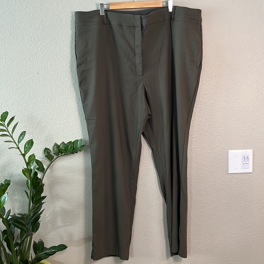 Lane Bryant 28R Olive Green Tummy Control Dress Pant Trousers